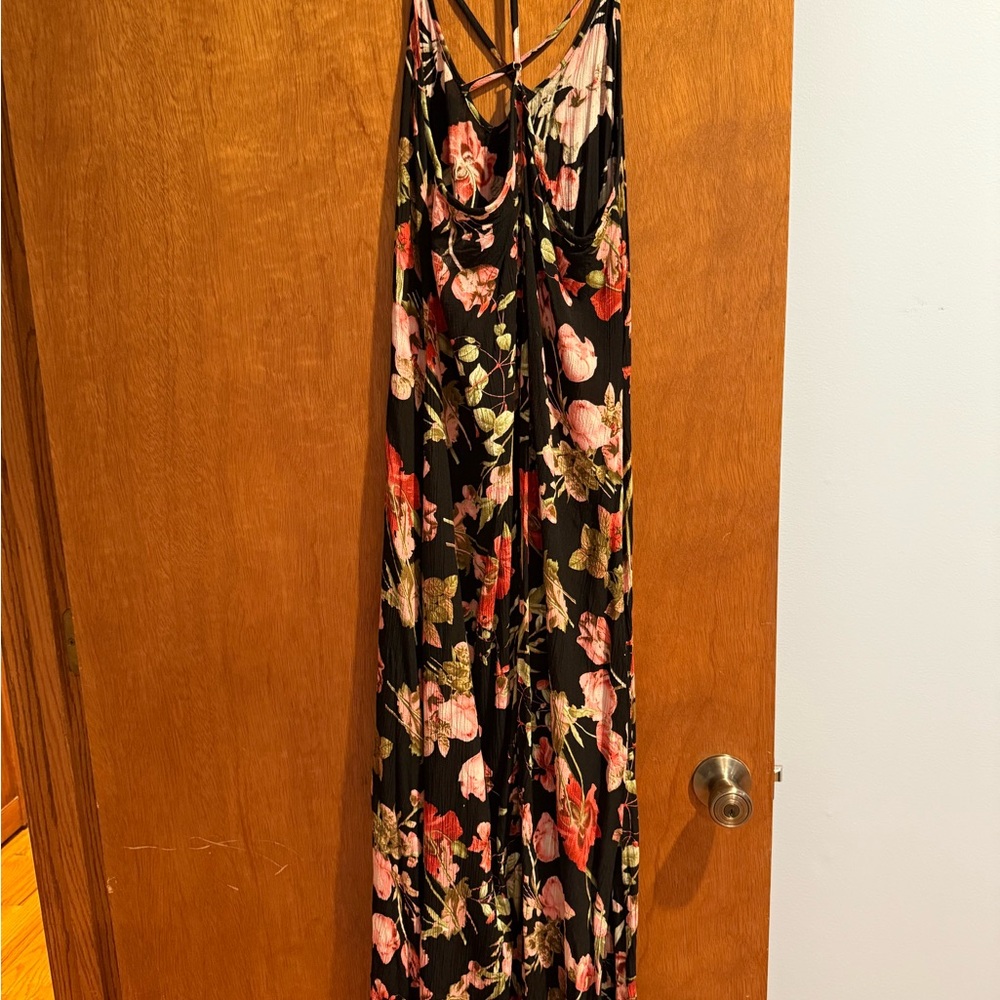 Floral Maxi Dress - Picture 2 of 3